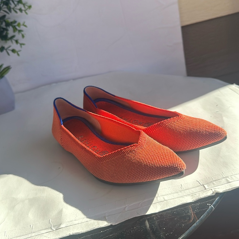 Rothy's Pointed-Toe knit flats In Persimmon-Sz 7.5
